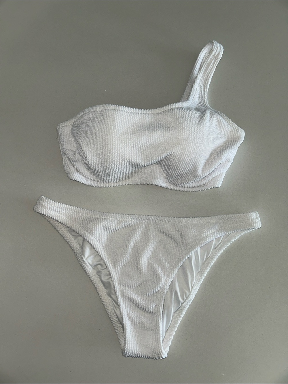 Shade & Shore Cream One-Shoulder Bikini Set